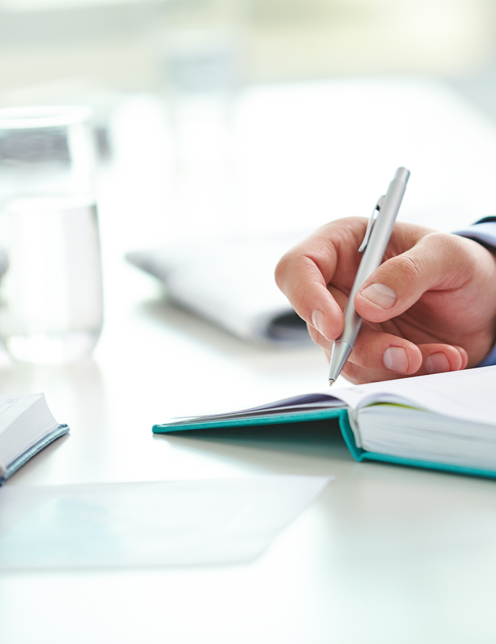 pflegeseminare-wuppertal-tisch-wasser-haende